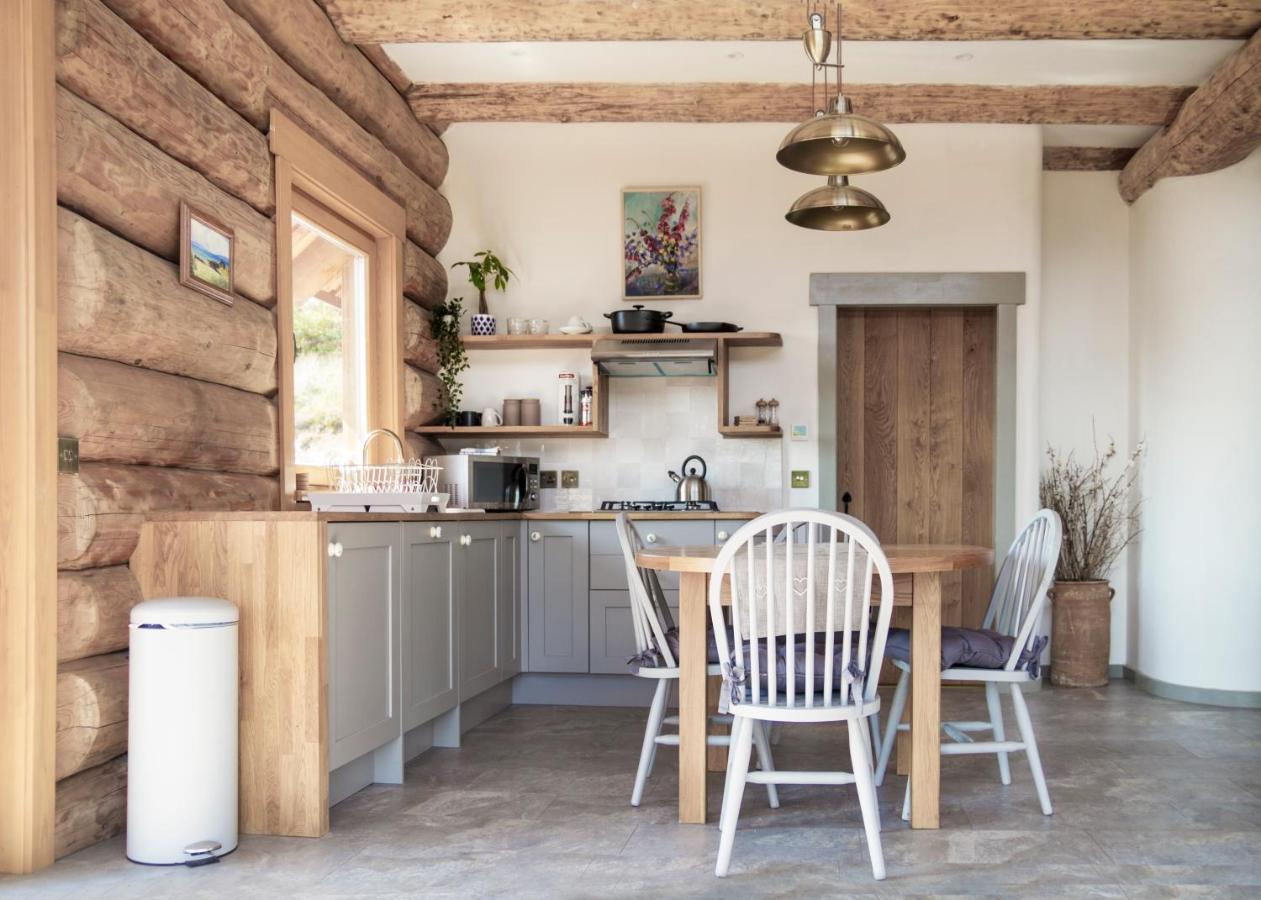 Wild Nurture Eco Luxury Offgrid Log Cabin Форт-Уильям Экстерьер фото